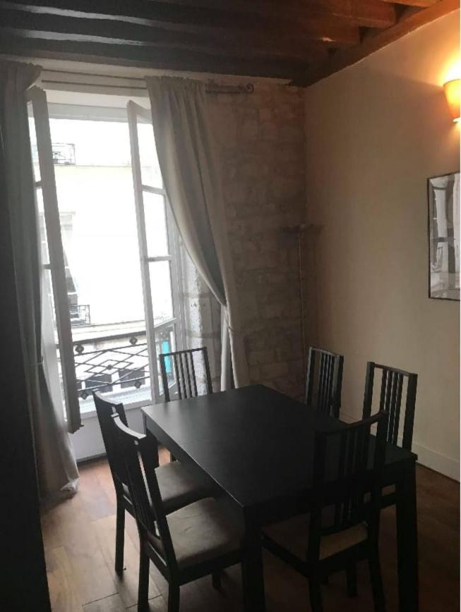 Appartement Notre Dame Parigi Esterno foto